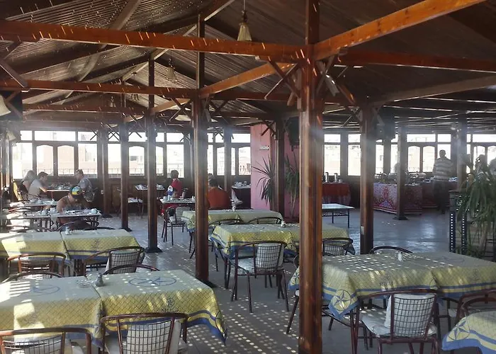 Golden Rose Hostel
