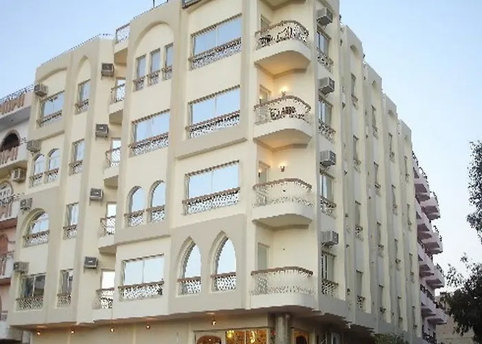 Hostel Golden Rose